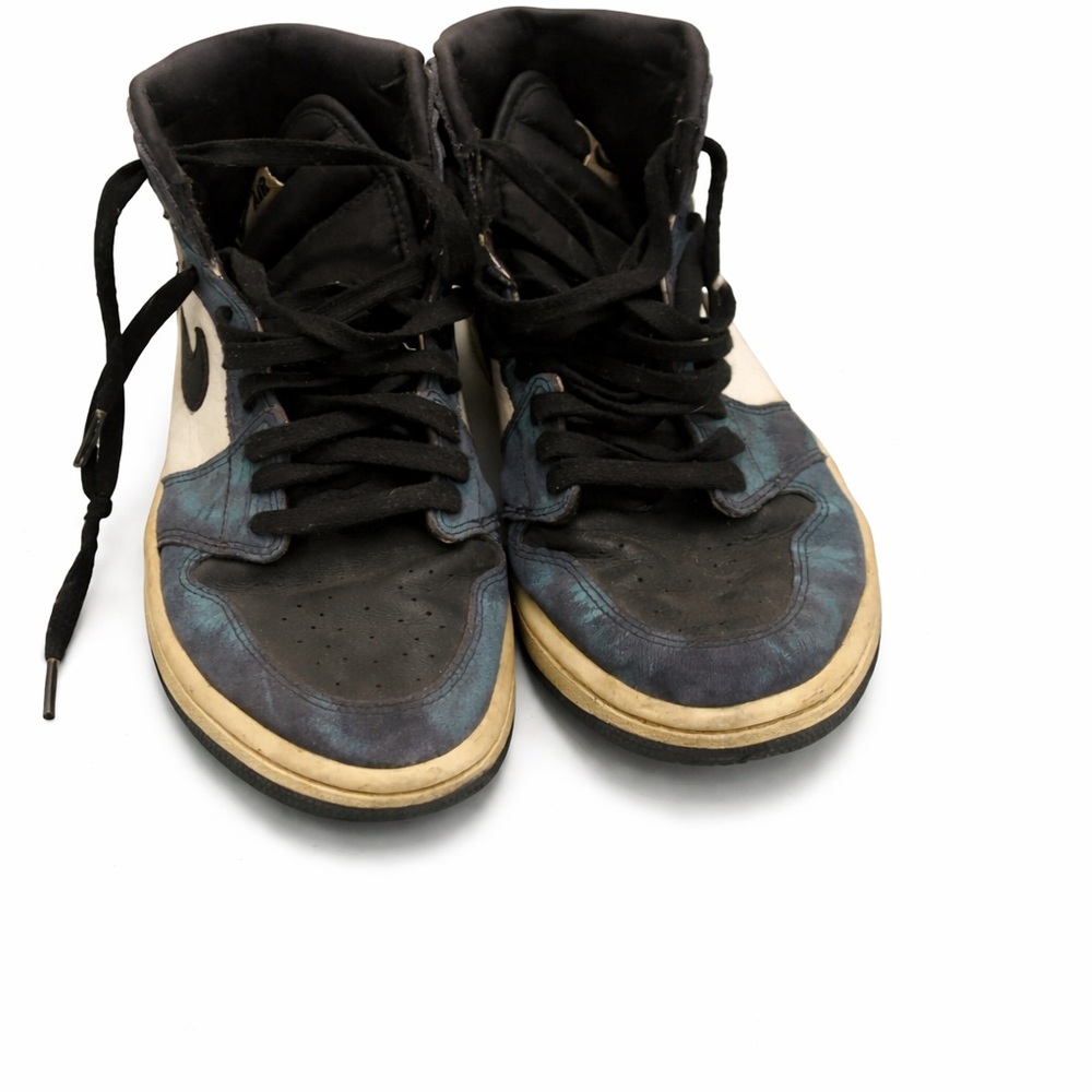 Nike Air Jordan 1 High Women’s Tie Dye Blue Black White Size 9